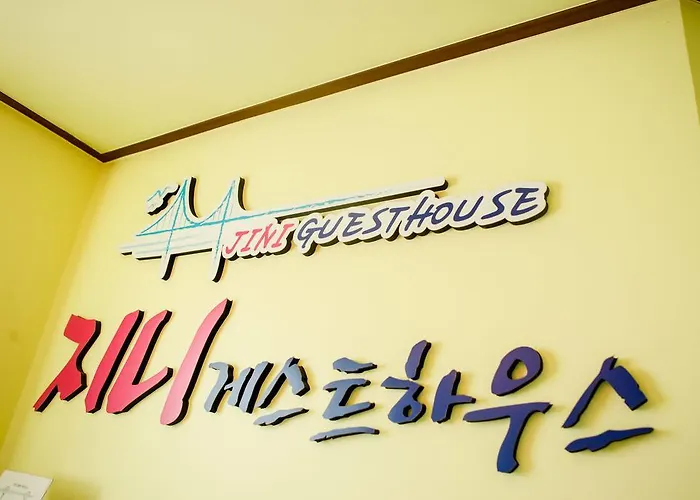 Jini Auberge de jeunesse *